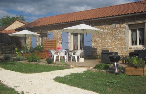 Sorges-et-Ligueux-en-Perigord Casa | Aux Délices de Saleix, Gîte la Truffe, Idéal Pour se Ressourcer à la Campagne
