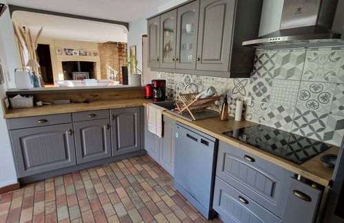 Sorges-et-Ligueux-en-Perigord Casa | Quiet country house in the Dordogne