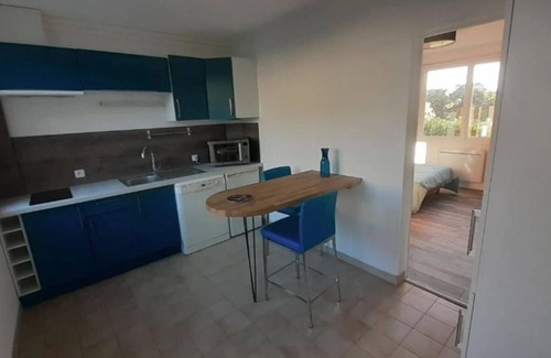 Villedieu-les-Poeles Apartamento | Gites Le Puits des Souhaits