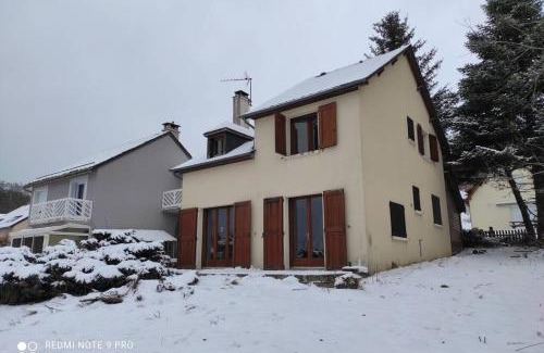 Prades-d'Aubrac Casa | Fraîcheur , forêt d'Aubrac , au coeur de la nature
