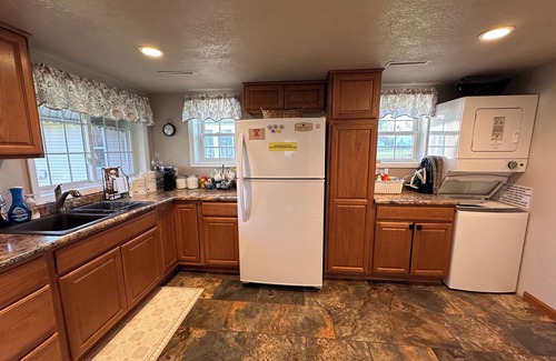 Ottumwa Casa | Fran's Cottage