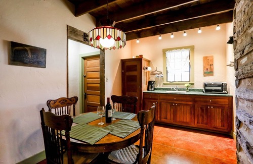 Fredericksburg Cabina | De Francesca's | Cabaña de campo cerca de bodegas
