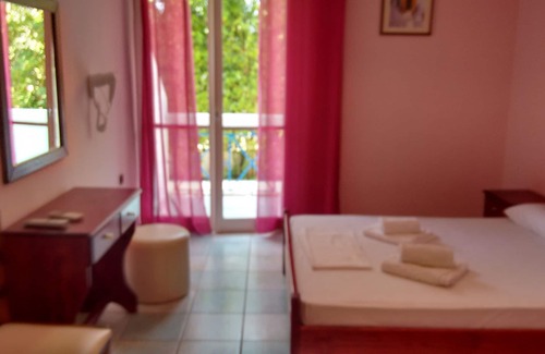 Agios Andreas Hotel | Francisco Hotel