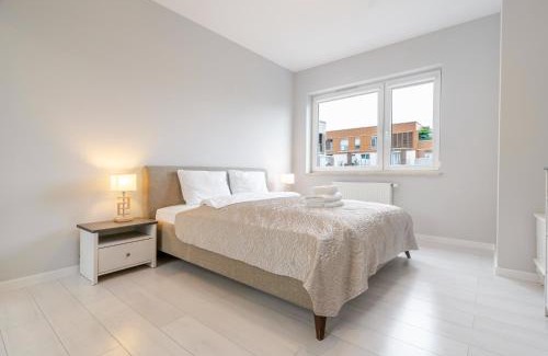 Katowice Apartamento | Francuska Comfort Apartment by BookingHost
