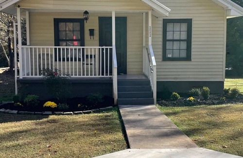Clemson Cabaña | Frank Howard 111 Farmhouse