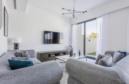 Dubai Villa | Frank Porter - Cherrywoods