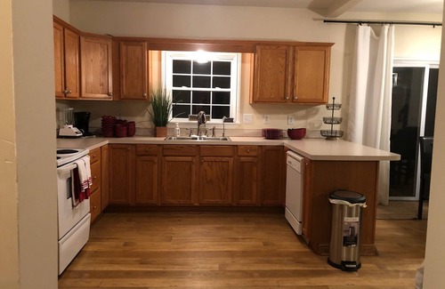 Birch Run Township Casa | Frankenmuth Country Escape June special rent at least 2 nights get a night free