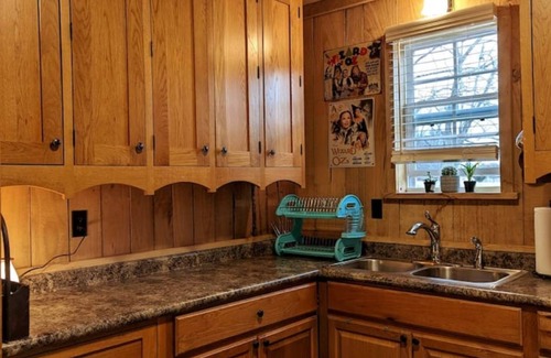 Decaturville Cabaña | Frankie's Cottage