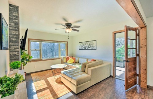 Franklin Casa | Franklin Home with Hot Tub and Mtn Views!