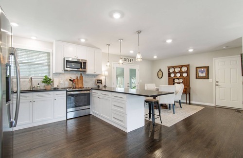 Franklin Casa | "Franklin, My Dear..." is 5 minutes away from downtown Franklin!