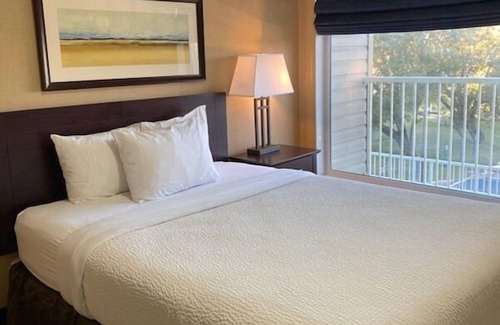Fort McMurray Hotel | Franklin Suite Hotel
