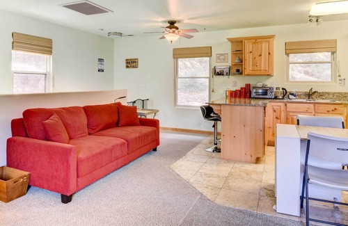 Frazier Park Apartamento | Frazier Park Vacation Rental w/ Game Room & Views!