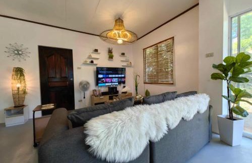 Santa Fe Apartamento | Fredo's Guest House at Pangpang Bar & Restaurant