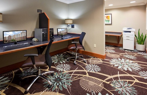 West Bloomington Apartamento | Desayuno gratis. Piscina y jacuzzi. Transporte gratuito al centro comercial de América. ¡Ideal para viajeros de negocios!