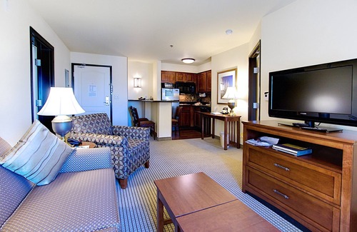 West Valley City Condominio | Free Breakfast Buffet. Pool, Hot Tub & Waterslide. Perfect Family Vacation!