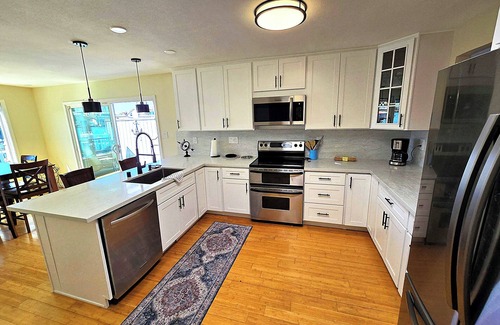 Discovery Bay Casa | Free Food+/Snacks, Attached Dock, ~10min 2FastWater, Water Toys, Game Room+more!
