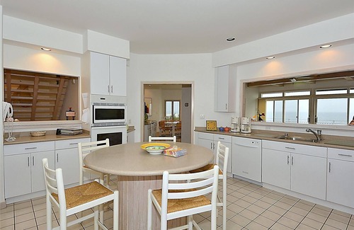 Bethany Beach Casa | ¡¡ACTIVIDADES GRATUITAS!! ¡Las mejores vacaciones en la playa ya están aquí! Esta espectacular casa frente a la playa cuenta con 5 habitaciones con 6. 5 baños