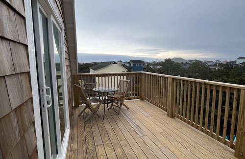 Salvo Apartamento | FREE GOLFCART- STEPS TO THE BEACH+AMPLE PARKING YEAR ROUND FOR FISHING TRAILERS