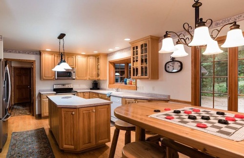 Pine River Cabina | Free nite w/wknd offseason;logcabin lake hottub kayak paddleboard pier fireplace