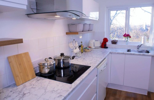 Newmarket Apartamento | FREE parking, Central Location,1 Bedroom Apartment near Tattersalls