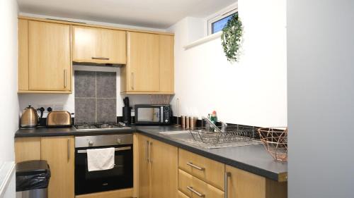 Bedford Apartamento | Free Parking & Garden & Central Contractor