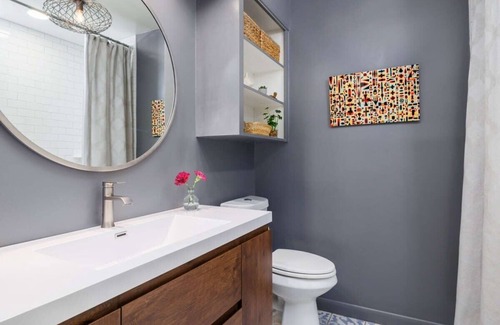 Allandale Casa | Free Parking, Large Yard, Home Office - 5 Pillars