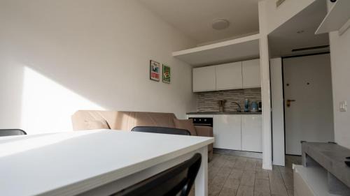 Vedano al Lambro Apartamento | Free Parking - San Gerardo cosy apartment