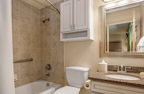 Highland Meadows Condominio | Free Parking & Shuttle to Lionshead/Vail Village, Hot Tubs; Aspen #1305