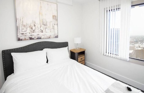 Downtown Winnipeg Apartamento | Free Parking & Wi-Fi! Downtown Studio Suite