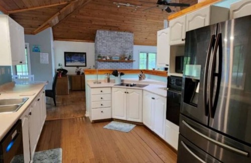 Picton Casa | The Sandbanks Summer Laughlin Property - Parque acuático gratuito Kayak - Sea Doo Disponible