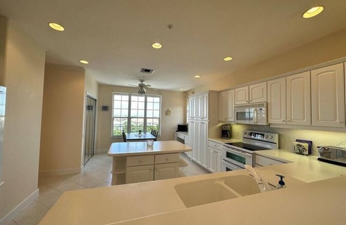Tropical Cove Condominio | Free Spirit at Lexington CC Lake Village