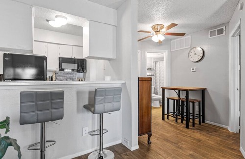 Park Central Apartamento | FREE WIFI | 1 BEDROOM APT | DALLAS