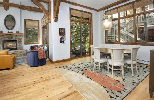 Edwards Casa | Freemont building F4 townhouse