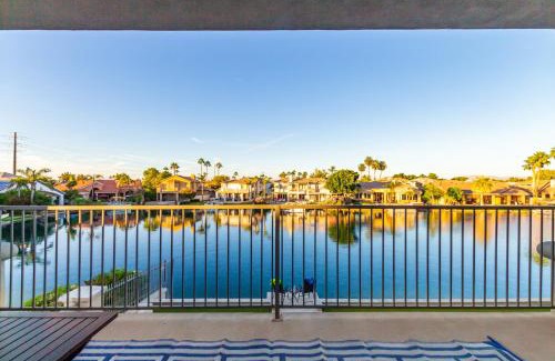 Val Vista Lakes Casa | Freeport home