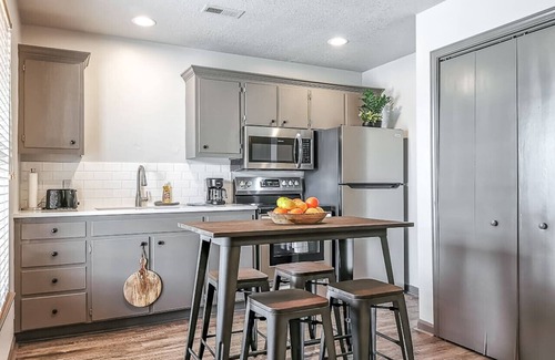 La Cygne Cabina | Freestanding 2 Bedroom Cabin
