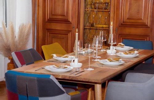 Rhein-Erft-Kreis District Villa | Freestanding Villa by the Forest near Cologne