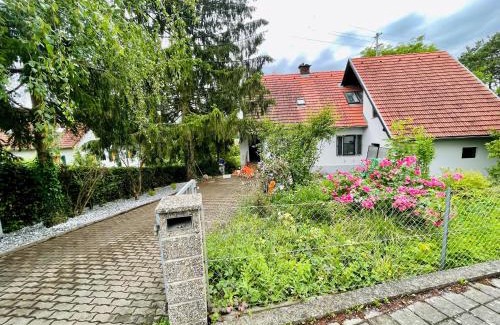 Bad Gleichenberg Apartamento | Freiblick 3 Bad Glbg mit Terrasse Top 3