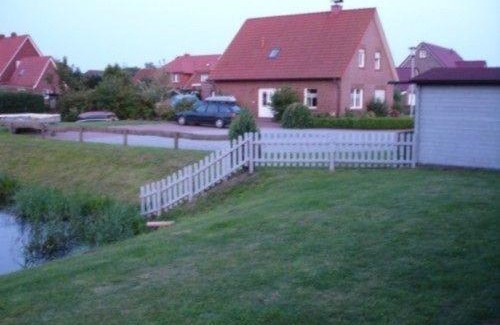 Krummhoern Casa | Freistehendes Haus mit großem, eingezäunten Garten, Sauna, Kamin