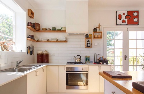 Hilton Cabaña | Fremantle / Hilton Cottage