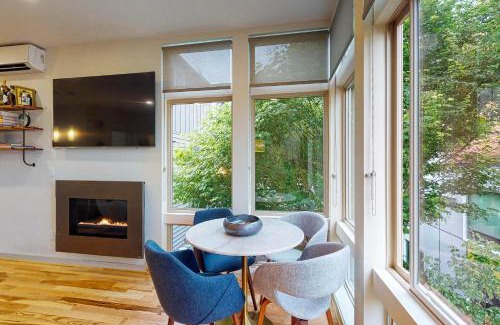 Fremont Casa | Fremont Skyline View