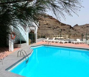 Mogan Hostal | French Connection