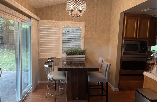 Roseville Casa | French Farmhouse Getaway 🏡