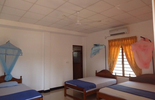 Trincomalee Hotel | French Garden Resort