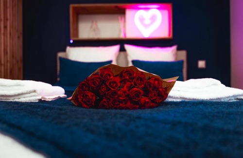 La Glaciere Apartamento | FRENCH KlSS - Love Room by PRIM0 C0NCIERGERIE