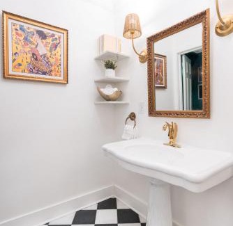 French Quarter Hotel | French Quarter Mansion