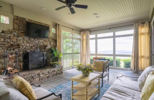 Mentone Casa | French Quarter - New Orleans Charm in the Mountain
