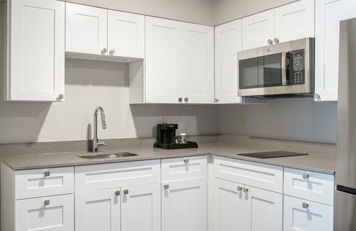New Orleans Hotel | French Quarter Suites Hotel