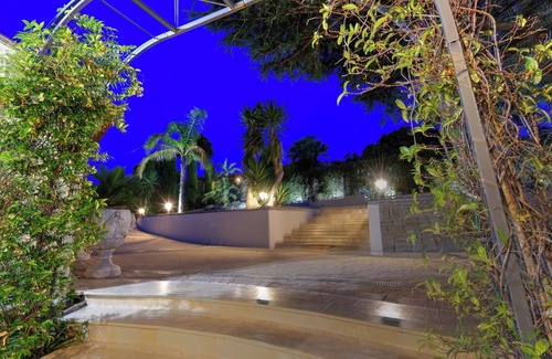 Theoule-sur-Mer Villa | Cannes Mandelieu/Theoule border Lovely 6-Bed Villa