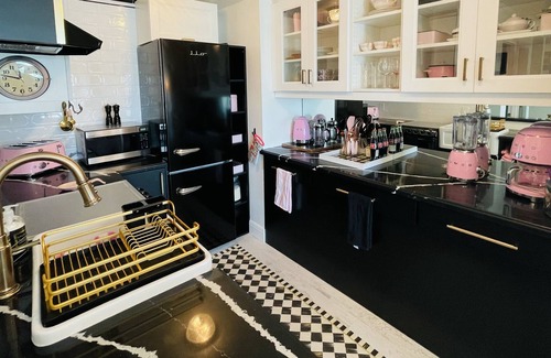 Telegraph Hill Apartamento | French Style /Bay View Penthouse, Security, Gym, Parking