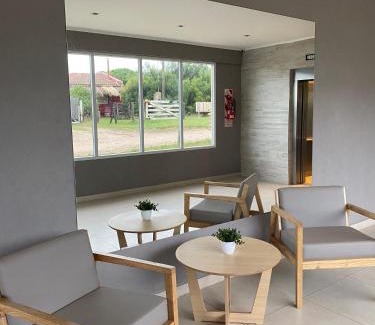 Quequén Apartamento | Frente al mar con pileta